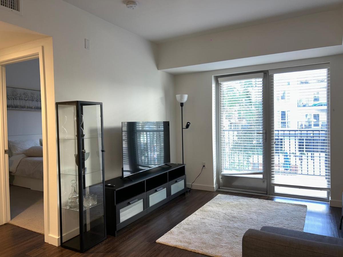 Luxury Apartment In Hollywood Лос-Анджелес Экстерьер фото