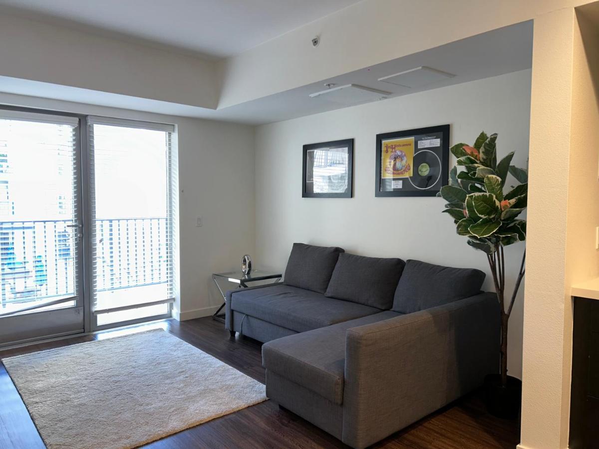 Luxury Apartment In Hollywood Лос-Анджелес Экстерьер фото