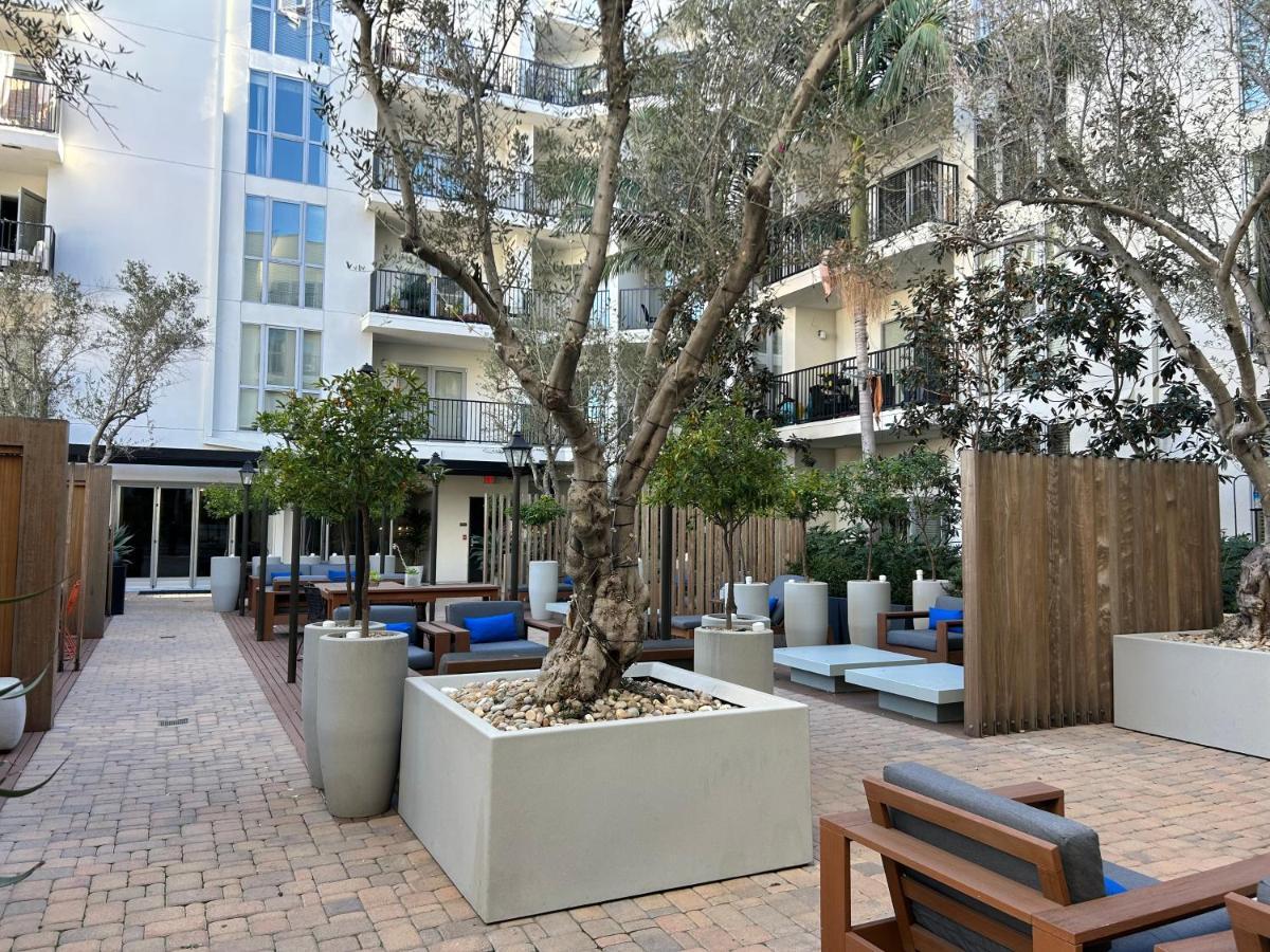 Luxury Apartment In Hollywood Лос-Анджелес Экстерьер фото